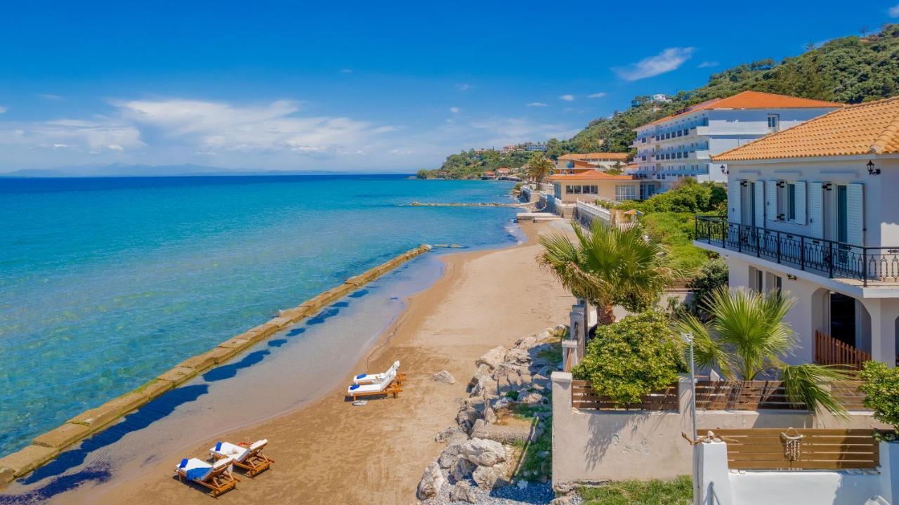 Villa Elizabeth - Seafront Classic Villa! Аргаси Екстериор снимка