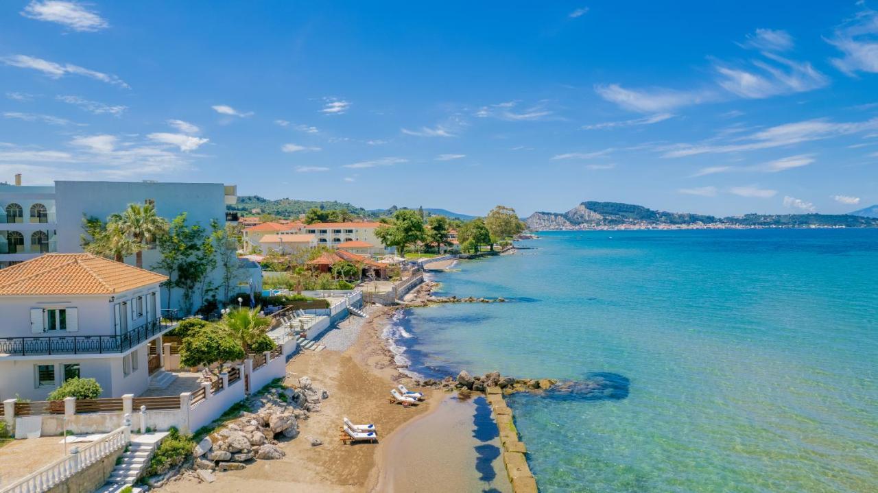 Villa Elizabeth - Seafront Classic Villa! Аргаси Екстериор снимка